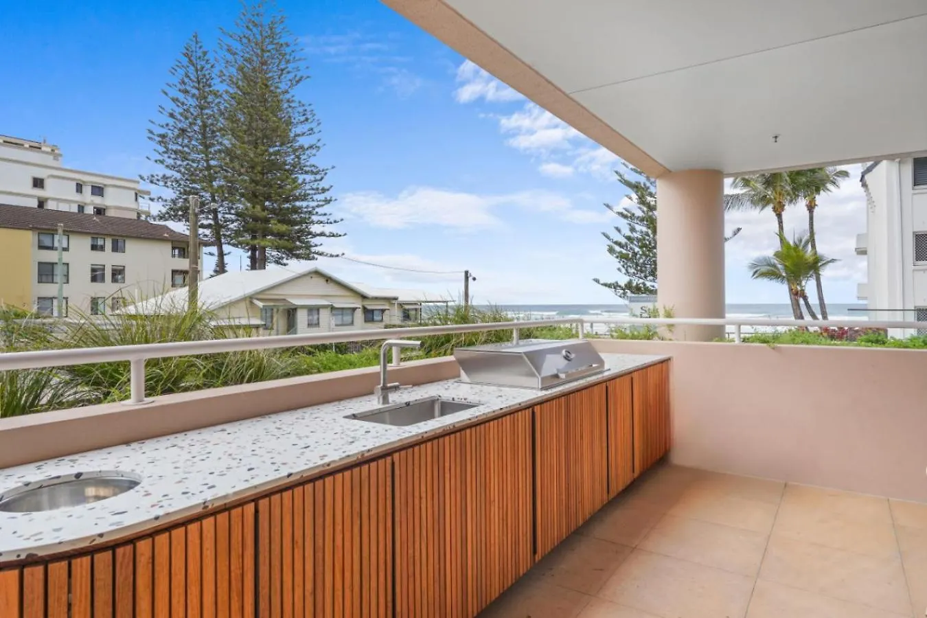 Elite Penthouse Escape Apartment Gold Coast